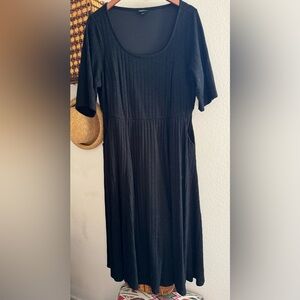 Torrid Super Soft Plush Black Rib Skater Midi Dress size 1